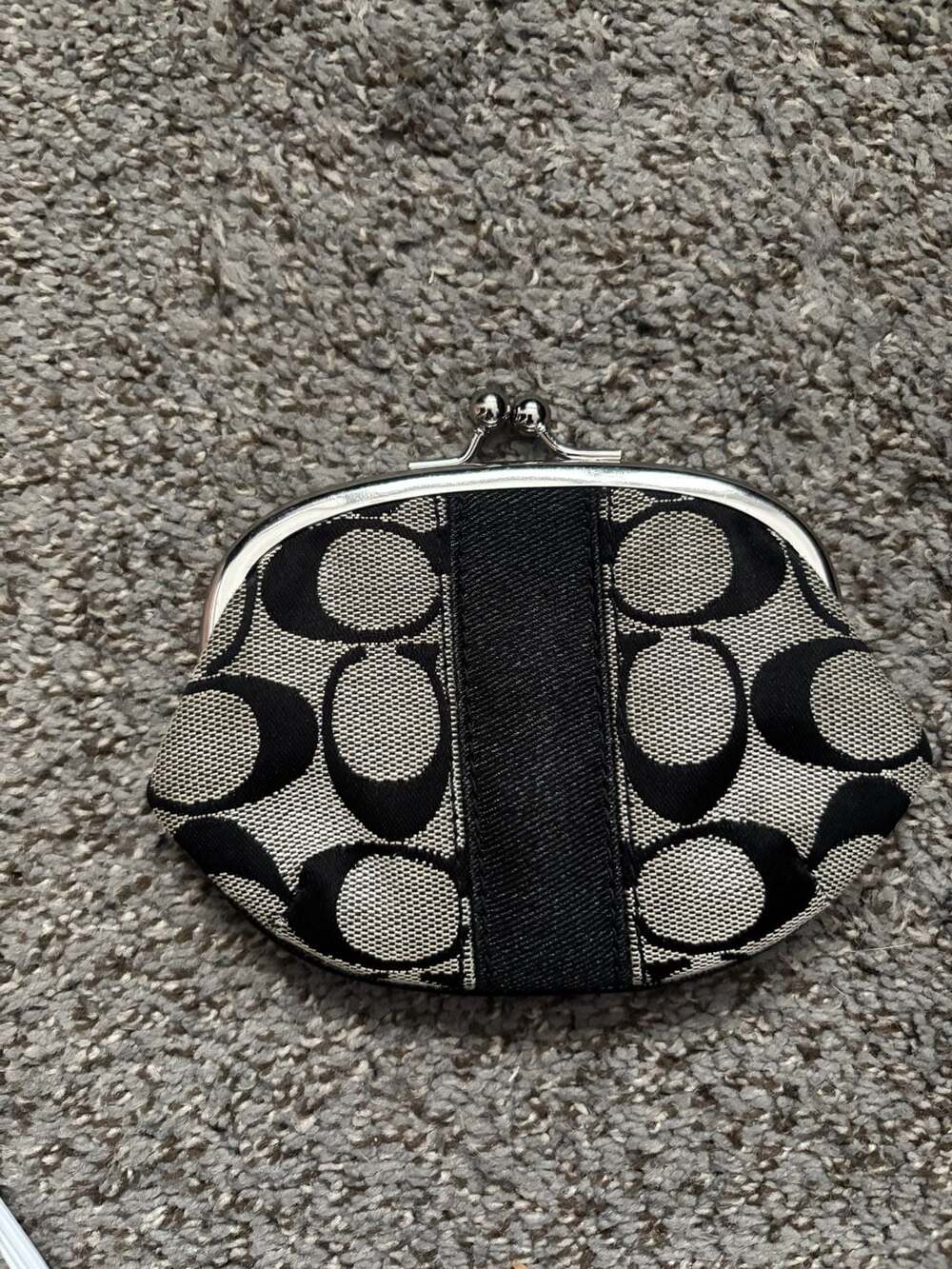 Coach Signature Canvas Kisslock Coin Purse Wallet